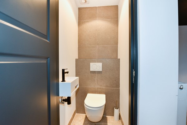 Medium property photo - Schoolstraat, 2511 AW The Hague